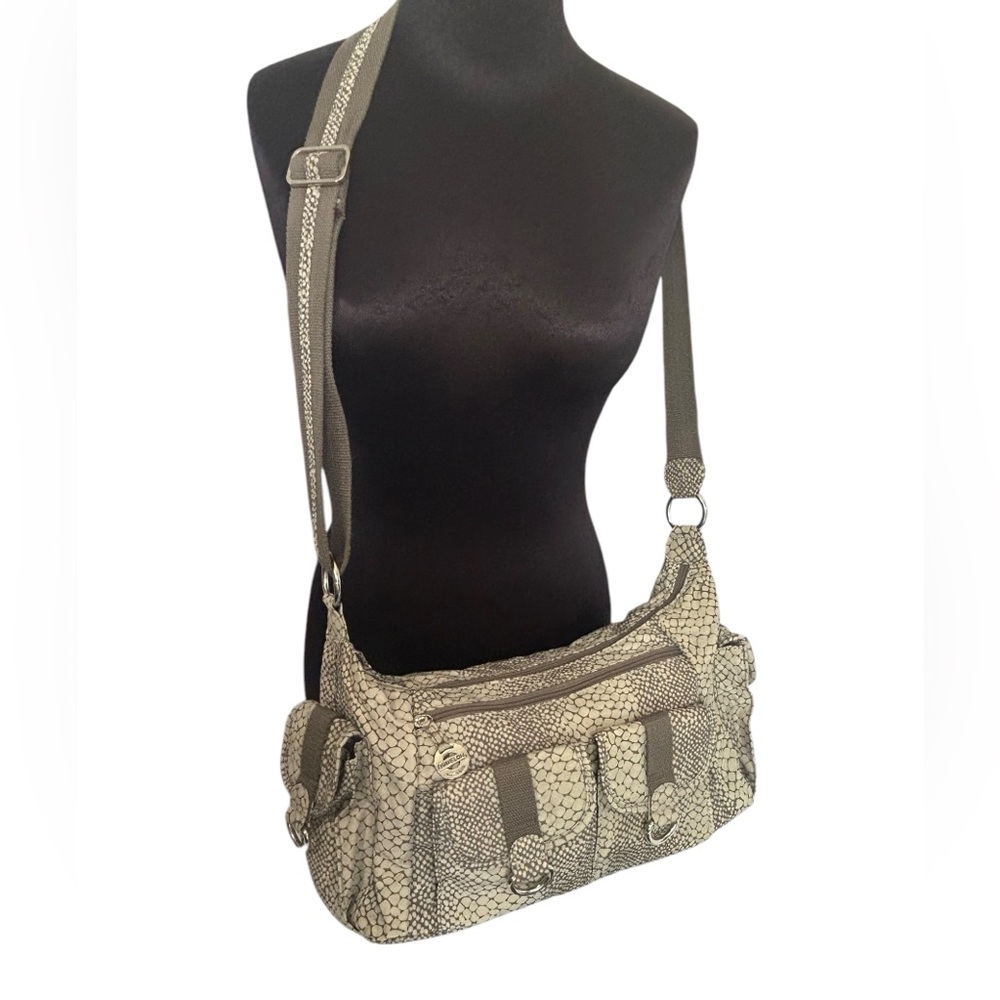 Travelon Cream And Brown Snakeskin Pattern Large Crossbody Travel Bag Purse